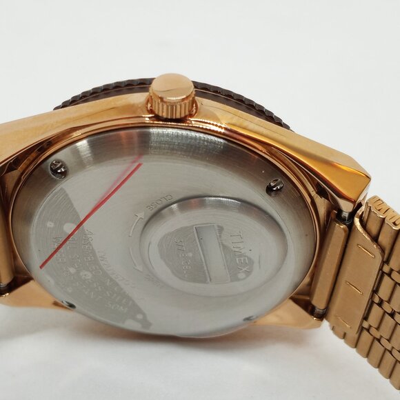 Timex Q Re-issue TW2U95700VQ Unisex 35mm Rose Gold S/Steel Day / Date Watch NWT - Picture 8 of 11